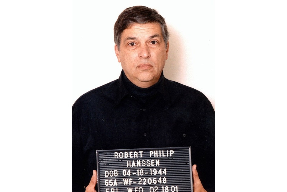 Πέθανε κατάσκοπος της CIA - Καταδικάστηκε σε ισόβια για κατασκοπεία υπέρ της Σοβιετικής Ένωσης