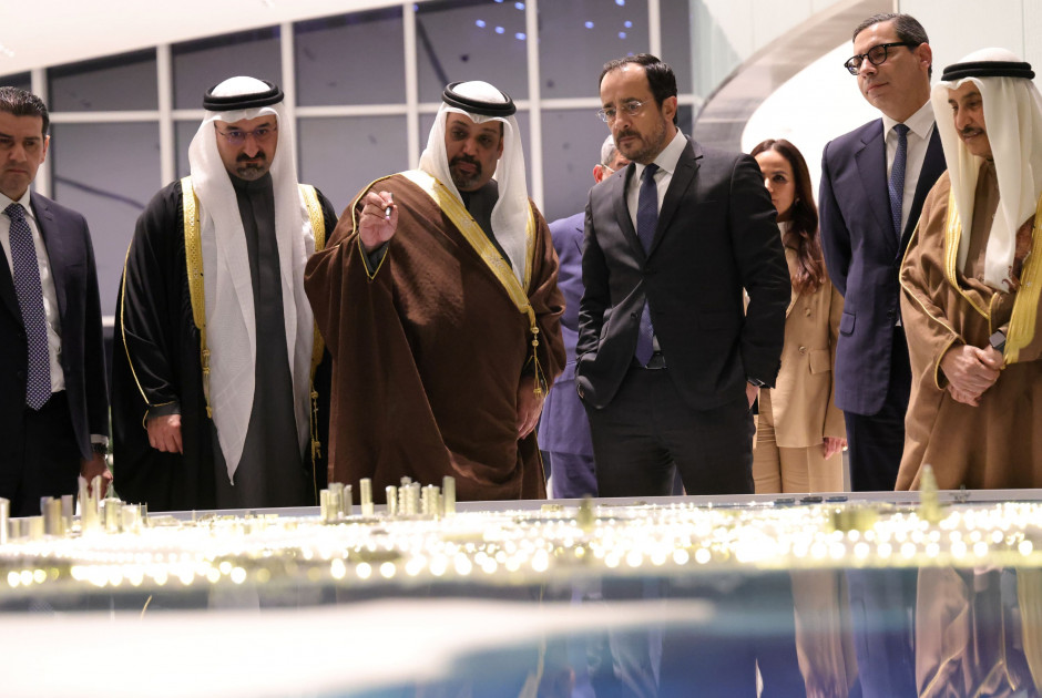 &Sigma;&upsilon;&nu;&epsilon;&chi;ί&zeta;&epsilon;&tau;&alpha;&iota; &eta; &epsilon;&pi;ί&sigma;&eta;&mu;&eta; &epsilon;&pi;ί&sigma;&kappa;&epsilon;&psi;&eta; &Chi;&rho;&iota;&sigma;&tau;&omicron;&delta;&omicron;&upsilon;&lambda;ί&delta;&eta; &sigma;&tau;&omicron; &Mu;&pi;&alpha;&chi;&rho;έ&iota;&nu;