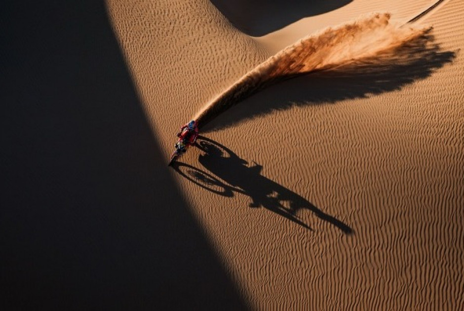Θρίαμβος του Μπεναβίδες στο Ράλι Ντακάρ