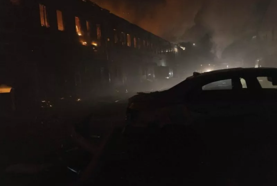 &Rho;&omega;&sigma;ί&alpha;: &Pi;&upsilon;&rho;&kappa;&alpha;&gamma;&iota;ά &sigma;&epsilon; &delta;ύ&omicron; &epsilon;&pi;&iota;&chi;&epsilon;&iota;&rho;ή&sigma;&epsilon;&iota;&sigmaf; &sigma;&tau;&omicron; &Kappa;&rho;&alpha;&sigma;&nu;&omicron;&nu;&tau;ά&rho; &alpha;&pi;ό &sigma;&upsilon;&nu;&tau;&rho;ί&mu;&mu;&iota;&alpha; drone