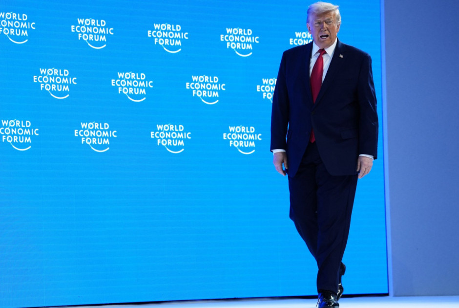 Ο Ντόναλντ Τραμπ μπέρδεψε τη Γροιλανδία με την... Ισλανδία