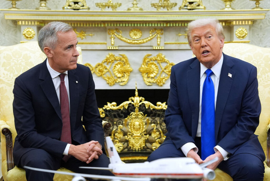 Τραμπ: Απειλεί τον Καναδά με δασμούς 100% αν κάνει εμπορική συμφωνία με την Κίνα