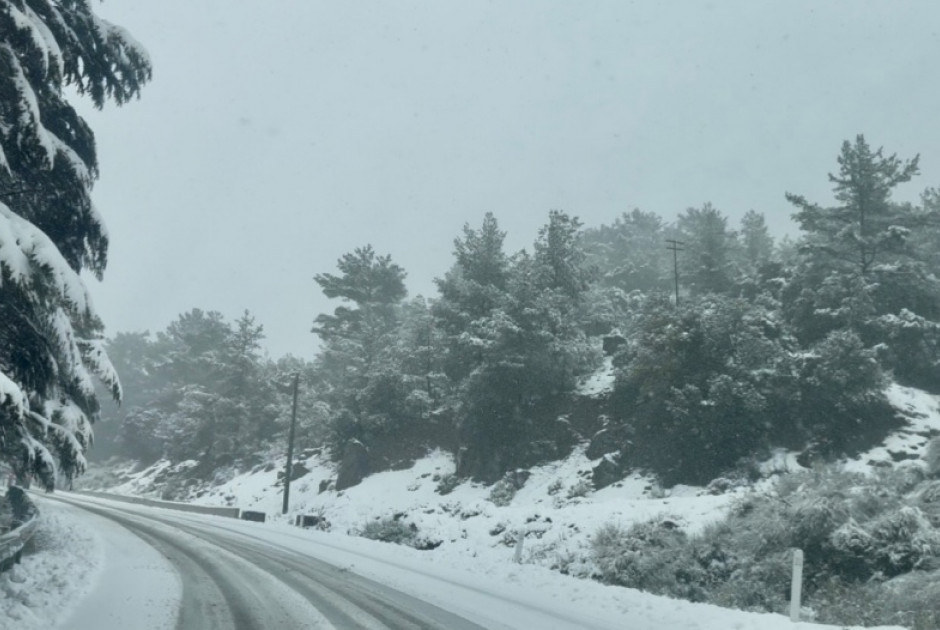 Το «έστρωσε» για τα καλά – Μία από τις πιο κρύες νύχτες του χρόνου (ΒΙΝΤΕΟ)