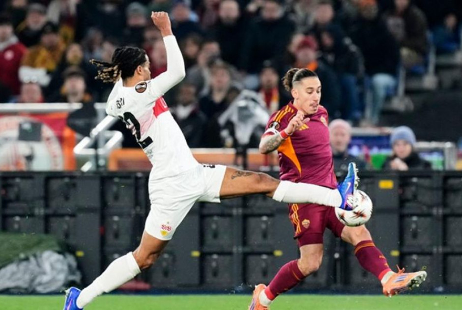 &Omicron; &alpha;&theta;&lambda;&eta;&tau;&iota;&kappa;ό&sigmaf; &delta;&iota;&epsilon;&upsilon;&theta;&upsilon;&nu;&tau;ή&sigmaf; &tau;&eta;&sigmaf; &Rho;ό&mu;&alpha;, &Rho;ί&kappa;&iota; &Mu;&alpha;&sigma;ά&rho;&alpha;, &pi;&rho;&iota;&nu; &alpha;&pi;ό &tau;&eta;&nu; έ&nu;&alpha;&rho;&xi;&eta; &tau;&omicron;&upsilon; &mu;&alpha;&tau;&sigmaf; &tau;&eta;&sigmaf; &omicron;&mu;ά&delta;&alpha;&sigmaf; &tau;&omicron;&upsilon; &alpha;&pi;έ&nu;&alpha;&nu;&tau;&iota; &sigma;