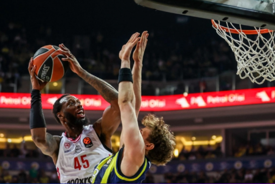 Φενέρμπαχτσε – Ολυμπιακός 88-80: Ξέμεινε από ενέργεια και λύσεις στην Πόλη
