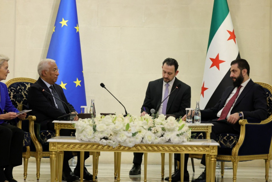 Νέο κεφάλαιο σε διμερείς σχέσεις ΕΕ-Συρίας – Στήριξη €620 εκατ. για 2026-2027