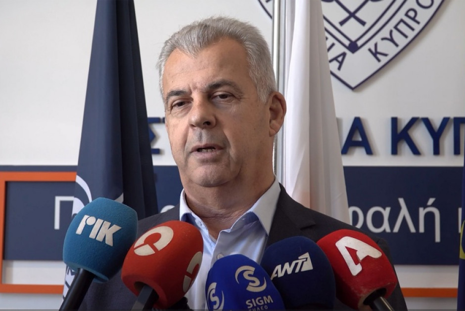 Επίσκεψη Υπ. Δικαιοσύνης στις Αστυνομικές Διευθύνσεις Πάφου, Λεμεσού και στη Λιμενική και Ναυτική Αστυνομία