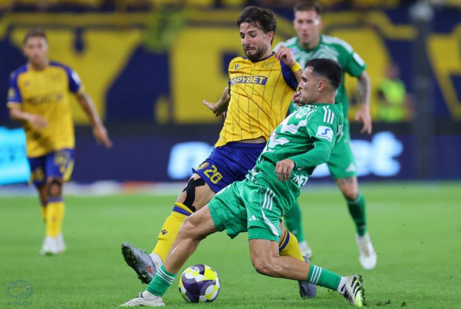 &Kappa;ύ&pi;&epsilon;&lambda;&lambda;&omicron; Coca-Cola: &Omicron;&lambda;&omicron;&kappa;&lambda;&eta;&rho;ώ&nu;&epsilon;&tau;&alpha;&iota; &alpha;ύ&rho;&iota;&omicron; &eta; &Beta;' &phi;ά&sigma;&eta;, &Pi;&alpha;&rho;&alpha;&sigma;