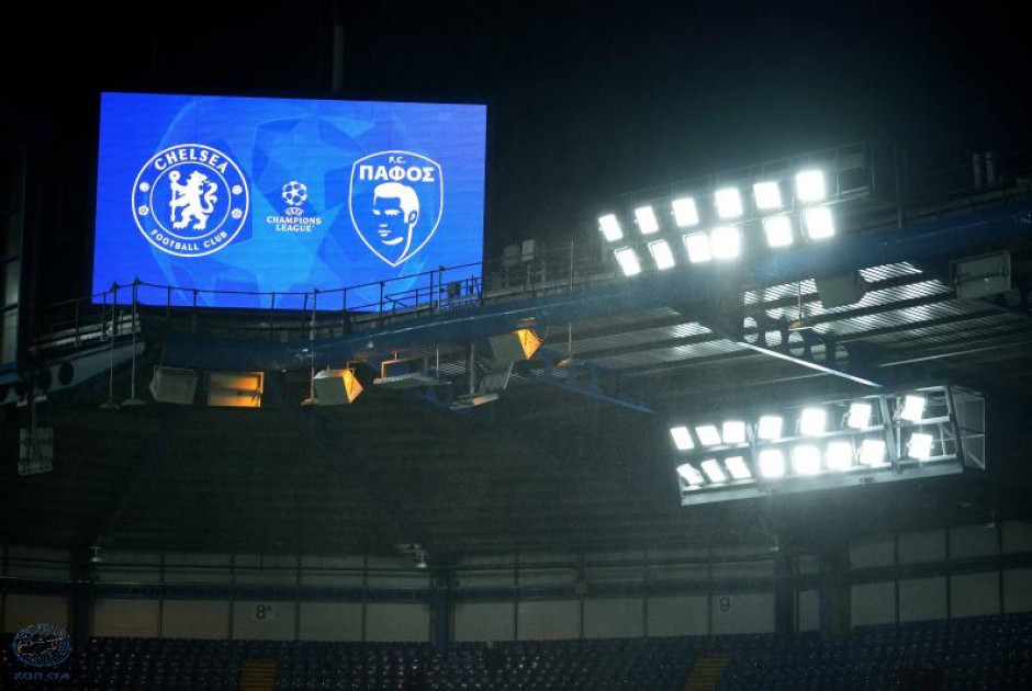 &Eta; &theta;έ&sigma;&eta; &tau;&eta;&sigmaf; UEFA &gamma;&iota;&alpha; &tau;&omicron; &pi;&alpha;&nu;ό &mu;&epsilon; &tau;&omicron;&nu; &Epsilon;&upsilon;&alpha;&gamma;ό&rho;&alpha; &Pi;&alpha;&lambda;&lambda;&iota;&kappa;&alpha;&rho;ί&delta;&eta; &sigma;&tau;&omicron; &Lambda;&omicron;&nu;&delta;ί&nu;&omicron;