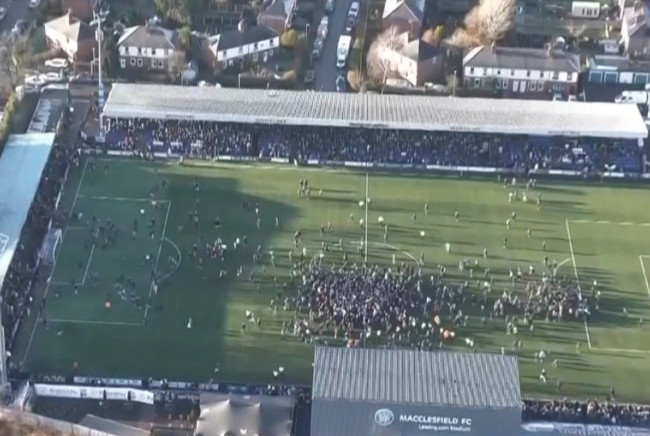 Όλος ο πλανήτης θα θυμάται τη Μάκλσφιλντ: Μη επαγγελματική ομάδα απέκλεισε την κάτοχο του Κυπέλλου Αγγλίας (ΒΙΝΤΕΟ)