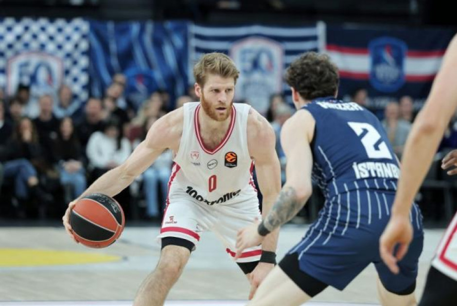 Μεγάλο «διπλό» στην Πόλη ο Ολυμπιακός