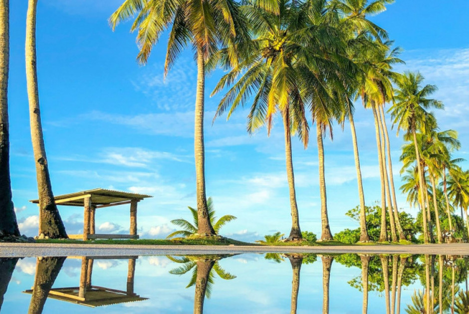 A&upsilon;&tau;ή &epsilon;ί&nu;&alpha;&iota; &eta; &mu;&iota;&kappa;&rho;ό&tau;&epsilon;&rho;&eta; &nu;&eta;&sigma;&iota;&omega;&tau;&iota;&kappa;ή &chi;ώ&rho;&alpha; &sigma;&tau;&omicron;&nu; &kappa;ό&sigma;&mu;&omicron;