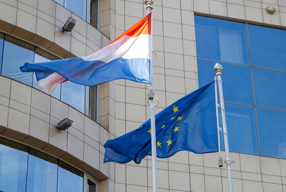 Ολλανδία: Σε στενή επαφή με την ΕΕ για την απάντηση στους δασμούς Τραμπ