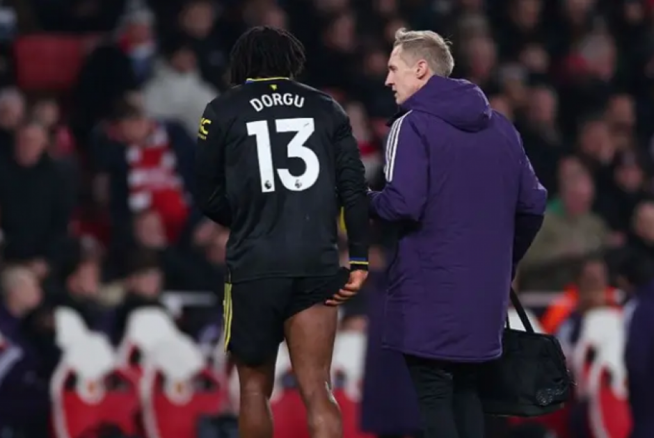 &Epsilon;&kappa;&tau;ό&sigmaf; &delta;&rho;ά&sigma;&eta;&sigmaf; &gamma;&iota;&alpha; 2,5 &mu;ή&nu;&epsilon;&sigmaf; &omicron; &Nu;&tau;ό&rho;&gamma;&kappa;&omicron;&upsilon;