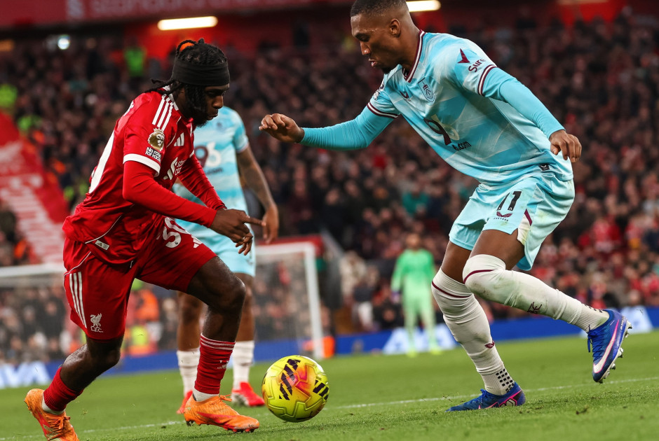 Η Λίβερπουλ δεν κέρδισε ούτε την Μπέρνλι - ΤΡΙΠΟΝΤΑ για Τσέλσι, Σάντερλαντ και Λιντς, ήττα από την Γουέστ Χαμ για την Τότεναμ