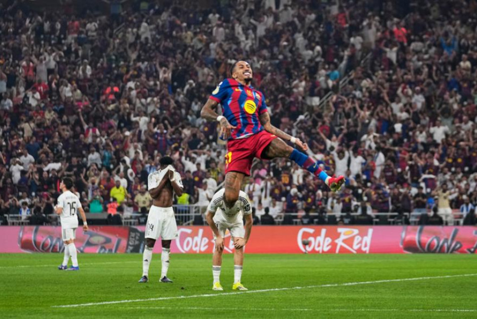 Σε ένα τρελό Clasico η Μπαρτσελόνα ξέρανε τη Ρεάλ και σήκωσε την πρώτη κούπα της σεζόν!