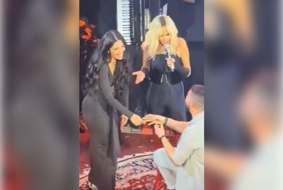 &Kappa;ύ&pi;&rho;&iota;&omicron;&sigmaf; έ&kappa;&alpha;&nu;&epsilon; &pi;&rho;ό&tau;&alpha;&sigma;&eta; &gamma;ά&mu;&omicron;&upsilon; &sigma;&tau;&eta; &sigma;ύ&nu;&tau;&rho;&omicron;&phi;ό &tau;&omicron;&upsilon; &mu;&pi;&rho;&omicron;&sigma;&tau;ά &sigma;&tau;&eta; &Beta;ί&sigma;&sigma;&eta;