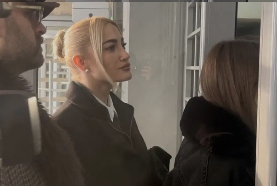 Ιωάννα Τούνη: Η άφιξη στο δικαστήριο για το revenge porn βίντεο