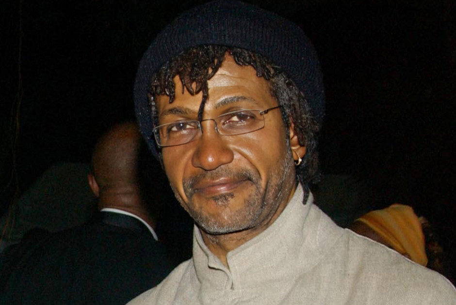 &Pi;έ&theta;&alpha;&nu;&epsilon; &omicron; &tau;&zeta;&alpha;&mu;&alpha;ϊ&kappa;&alpha;&nu;ό&sigmaf; &nu;&tau;&rho;ά&mu;&epsilon;&rho; &kappa;&alpha;&iota; &theta;&rho;ύ&lambda;&omicron;&sigmaf; &tau;&eta;&sigmaf; &rho;έ&gamma;&kappa;&epsilon; &Sigma;&lambda;ά&iota; &Nu;&tau;ά&nu;&mu;&pi;&alpha;&rho;