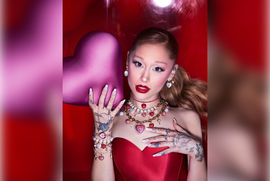 Η SWAROVSKI ΠΑΡΟΥΣΙΑΖΕΙ ΤΗ ΣΥΛΛΟΓΗ “CHARMING LOVE”