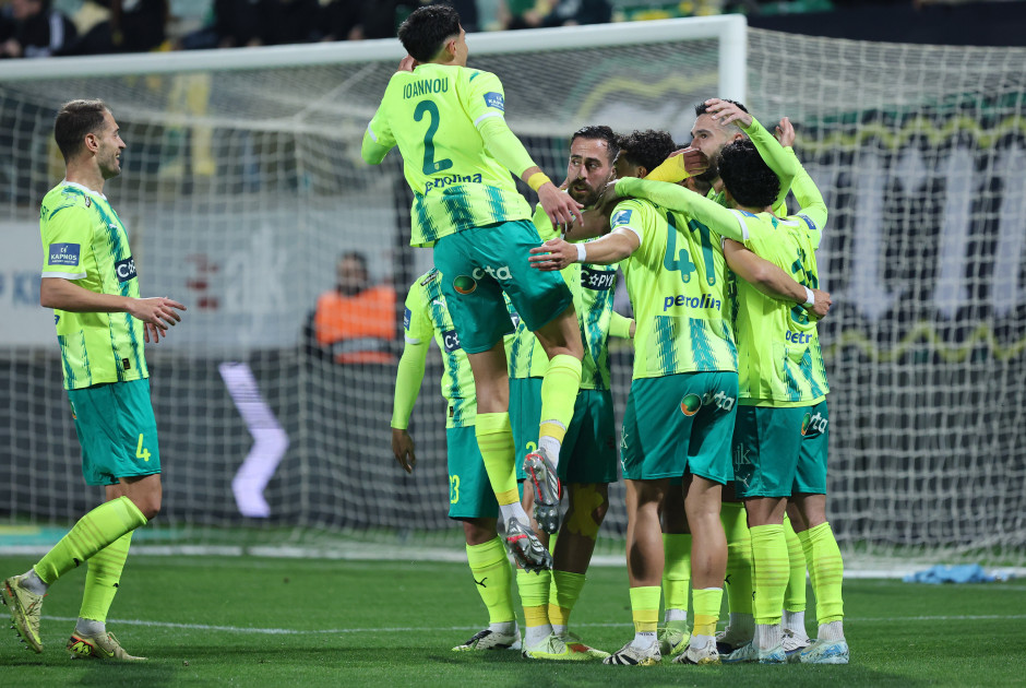 &Pi;&epsilon;&rho;ί&pi;&alpha;&tau;&omicron;&sigmaf; &gamma;&iota;&alpha; &tau;&eta;&nu; &Alpha;&Epsilon;&Kappa; &mu;&epsilon; &Pi;&Epsilon;&Nu;&Tau;&Alpha;&Rho;&Alpha;, &kappa;&alpha;&theta;&eta;&lambda;&omega;&mu;έ&nu;&eta; &sigma;&tau;&omicron;&nu; &pi;ά&tau;&omicron; &eta; &Epsilon;&Nu;&Pi; (&sigma;&tau;&iota;&gamma;&mu;&iota;ό&tau;&upsilon;&pi;&alpha;-&delta;&eta;&lambda;ώ&sigma;&epsilon;&iota;&sigmaf;)