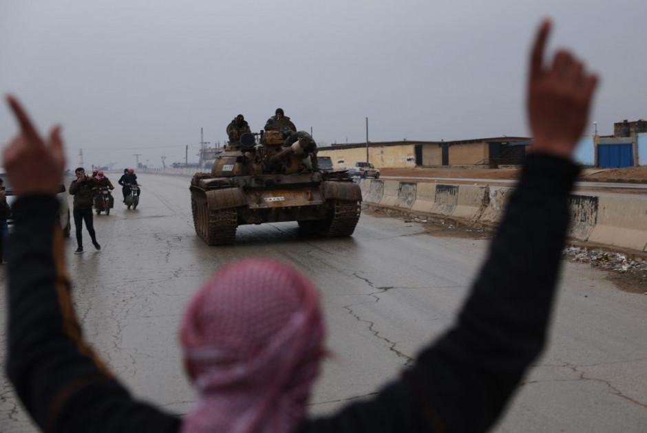 Συριακός στρατός: Aναλαμβάνει τον έλεγχο περιοχών ανατολικά του Χαλεπίου μετά την αποχώρηση των Κούρδων