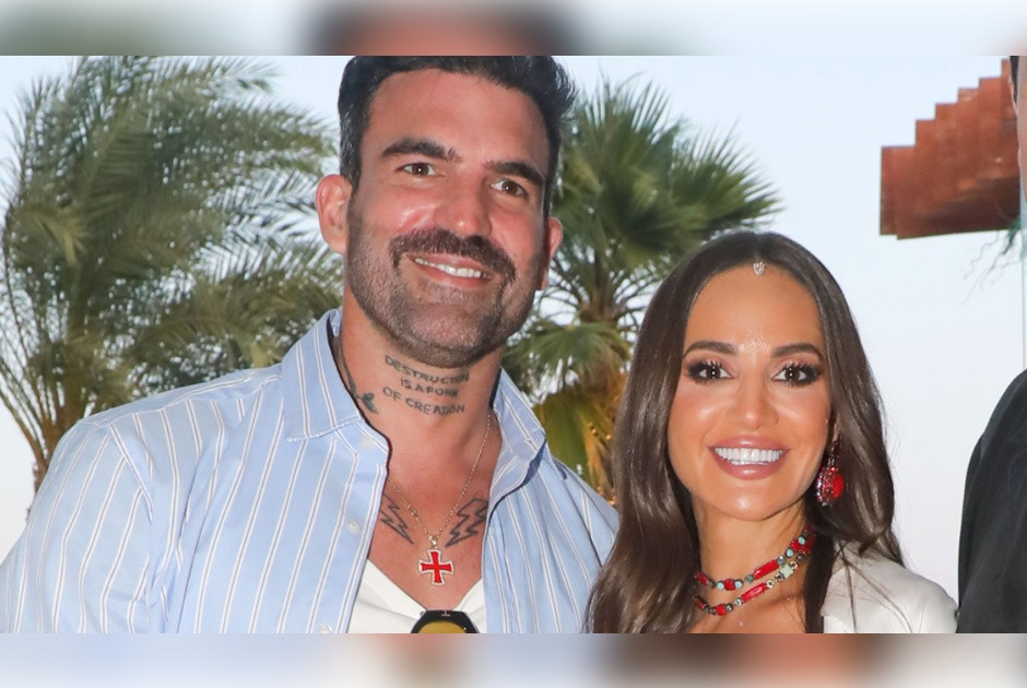 Δημήτρης Αλεξάνδρου: Το δημόσιο σχόλιο αγάπης στη Ρία Ελληνίδου