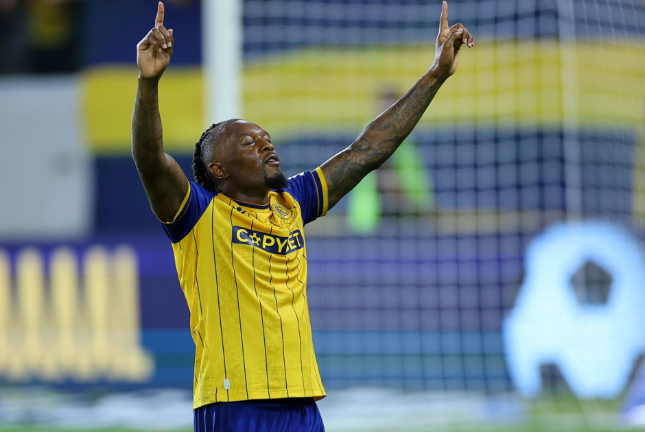 EΞΕΛΙΞΗ με Φεριέρ στην ΑΕΛ