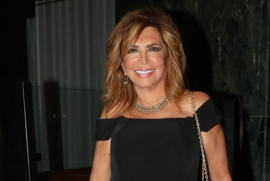 Μιμή Ντενίση: Μετάνιωσα που δεν απέκτησα άλλα παιδιά