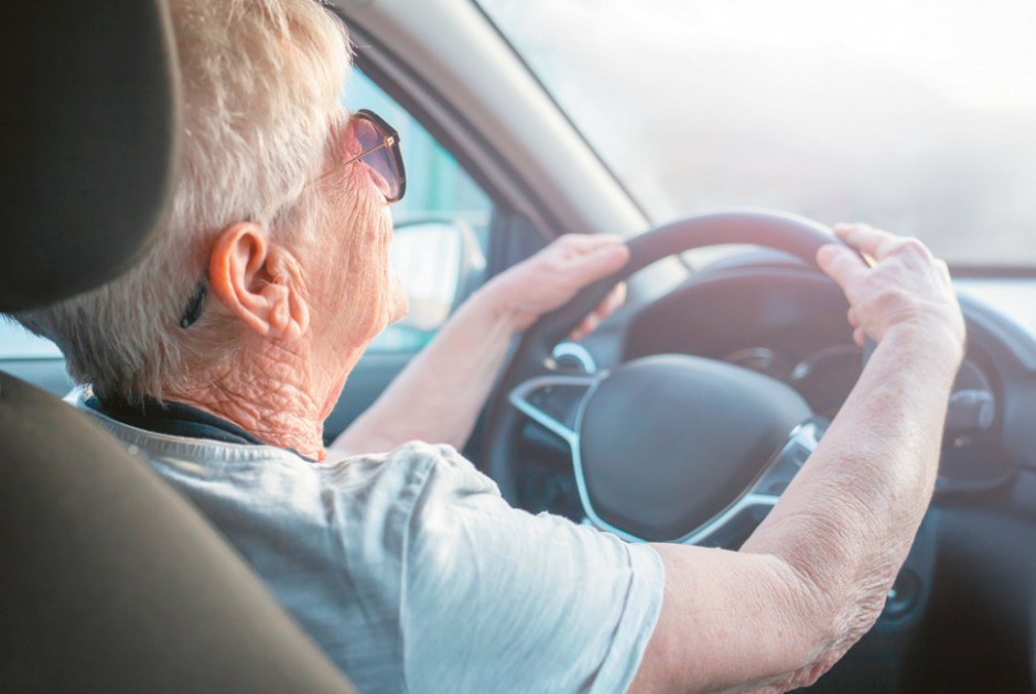 &Alpha;&upsilon;&tau;ή &epsilon;ί&nu;&alpha;&iota; &eta; &epsilon;&xi;έ&tau;&alpha;&sigma;&eta; &pi;&omicron;&upsilon; &pi;&alpha;ί&rho;&nu;&epsilon;&iota; &tau;&omicron; &delta;ί&pi;&lambda;&omega;&mu;&alpha; &alpha;&pi;ό &tau;&omicron;&upsilon;&sigmaf; 70&chi;&rho;&omicron;&nu;&omicron;&upsilon;&sigmaf;