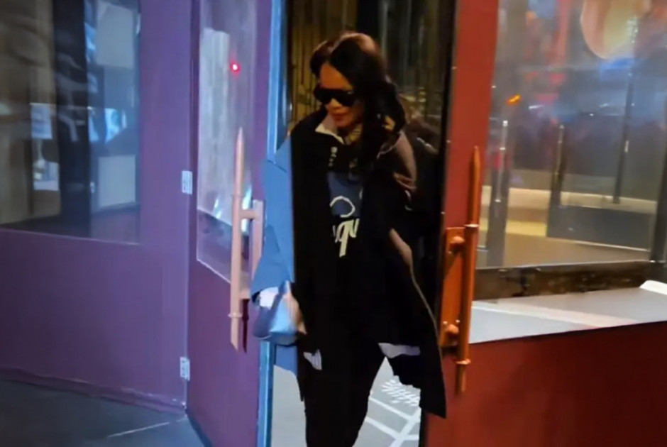 &Eta; &Rho;&iota;ά&nu;&alpha; &laquo;έ&phi;&alpha;&gamma;&epsilon; &pi;ό&rho;&tau;&alpha;&raquo; &alpha;&pi;ό &tau;&omicron;&nu; &sigma;&omega;&mu;&alpha;&tau;&omicron;&phi;ύ&lambda;&alpha;&kappa;ά &tau;&eta;&sigmaf;