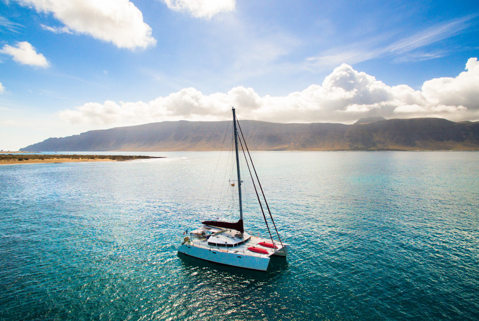 &Sigma;&omicron;&beta;&alpha;&rho;έ&sigmaf; &zeta;&eta;&mu;&iota;έ&sigmaf; &sigma;&epsilon; &sigma;&kappa;ά&phi;&omicron;&sigmaf; &sigma;&tau;&omicron; &lambda;&iota;&mu;ά&nu;&iota; &tau;&eta;&sigmaf; &Kappa;. &Pi;ά&phi;&omicron;&upsilon; &alpha;&pi;ό &tau;&eta;&nu; έ&nu;&tau;&omicron;&nu;&eta; &theta;&alpha;&lambda;&alpha;&sigma;&sigma;&omicron;&tau;&alpha;&rho;&alpha;&chi;ή