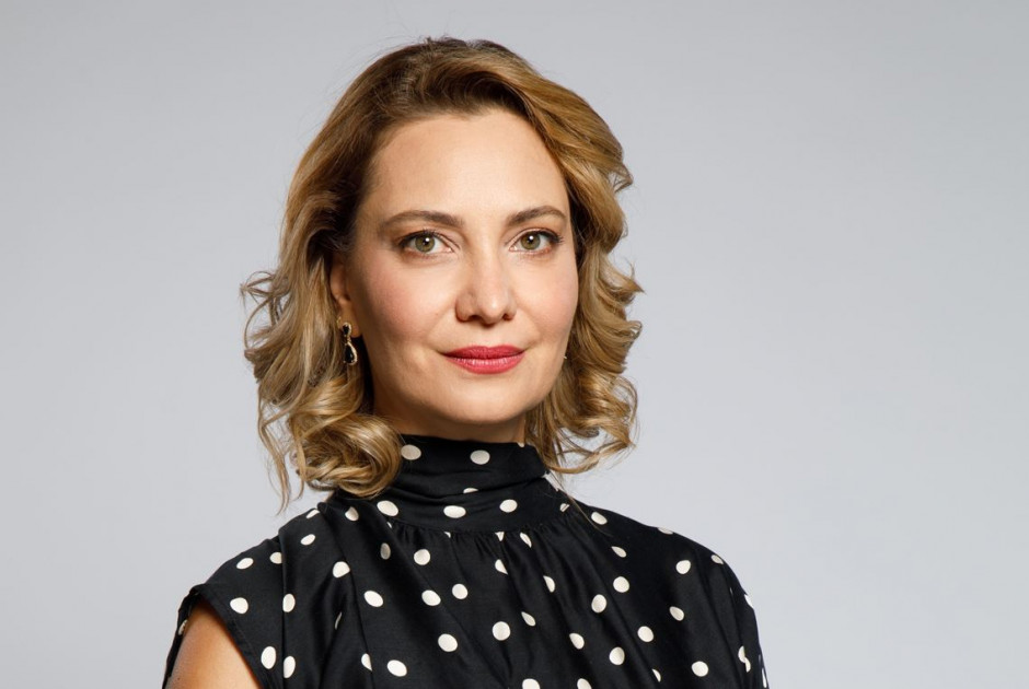 &Sigma;&tau;&epsilon;&phi;&alpha;&nu;ή &Kappa;&alpha;&pi;&epsilon;&tau;&alpha;&nu;ί&delta;&eta; &gamma;&iota;&alpha; &tau;&omicron;&nu; &kappa;&alpha;&rho;&kappa;ί&nu;&omicron;: &Nu;ό&sigma;&eta;&sigma;&alpha; &mu;&alpha;&zeta;ί &mu;&epsilon; &tau;&eta; &mu;&eta;&tau;έ&rho;&alpha; &mu;&omicron;&upsilon;