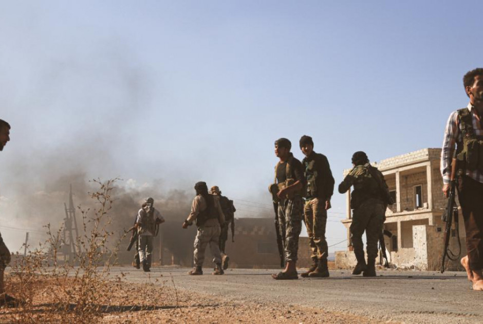 Συρία: Καταστράφηκαν δύο γέφυρες στη Ράκα από Κούρδους μαχητές