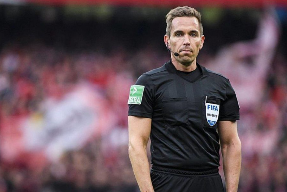 &Alpha;&upsilon;&tau;ό&sigmaf; &theta;&alpha; &sigma;&phi;&upsilon;&rho;ί&xi;&epsilon;&iota; &sigma;&tau;&omicron; &Pi;ά&phi;&omicron;&sigmaf;