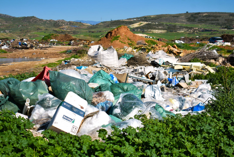 &Alpha;&pi;&alpha;&rho;ά&delta;&epsilon;&chi;&tau;&epsilon;&sigmaf; &epsilon;&iota;&kappa;ό&nu;&epsilon;&sigmaf; &alpha;&pi;ό &tau;&omicron; ;&Pi;&rho;ά&sigma;&iota;&nu;&omicron; &Sigma;&eta;&mu;&epsilon;ί&omicron;; &tau;&eta;&sig