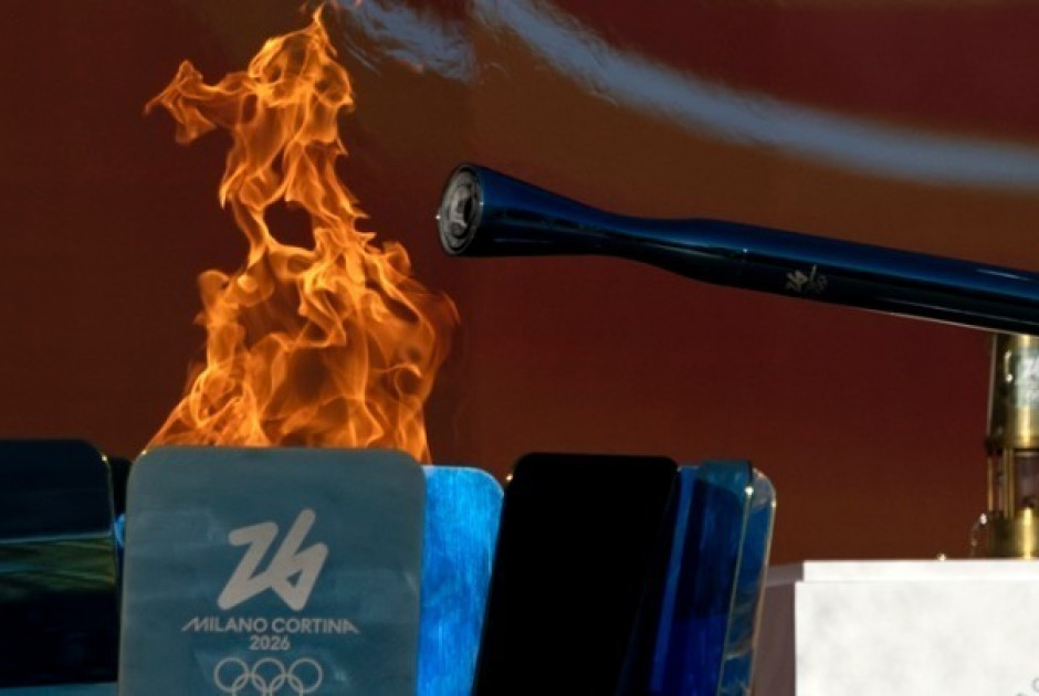 &Delta;&iota;&alpha;&mu;&alpha;&rho;&tau;&upsilon;&rho;ί&alpha; &sigma;&tau;&omicron; &Mu;&iota;&lambda;ά&nu;&omicron; &kappa;&alpha;&tau;ά &tau;&eta;&nu; ά&phi;&iota;&xi;&eta; &tau;&eta;&sigmaf; &Omicron;&lambda;&upsilon;&mu;&pi;&iota;&alpha;&kappa;ή&sigmaf; &Phi;&lambda;ό&gamma;&alpha;&sigmaf;