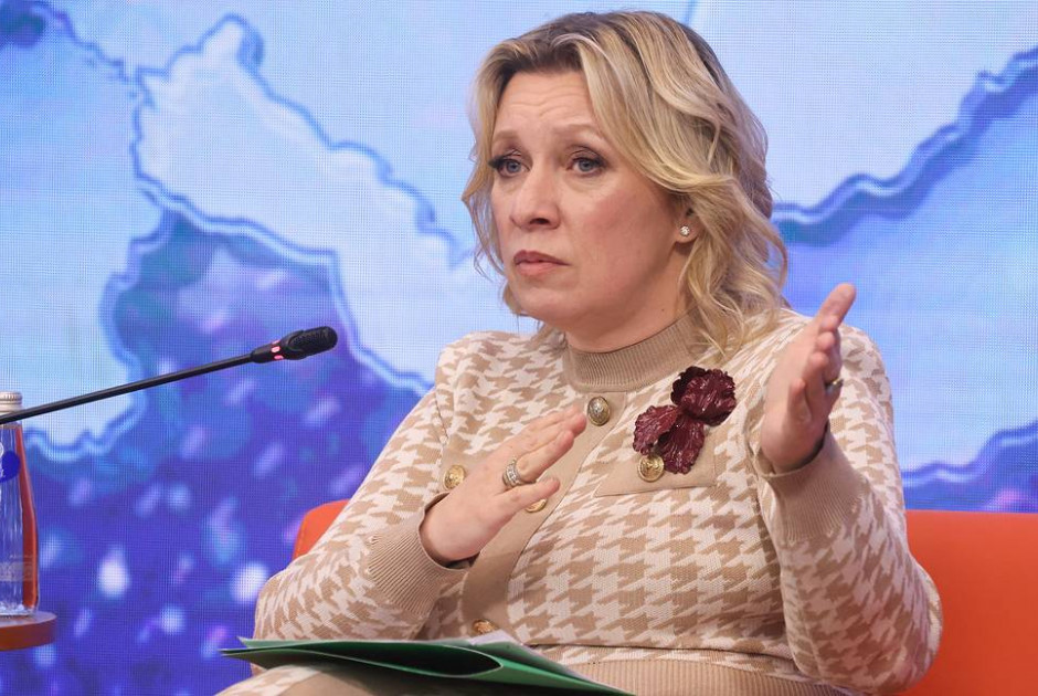 &Zeta;&alpha;&chi;ά&rho;&omicron;&beta;&alpha;: &Eta; &Delta;ύ&sigma;&eta; &kappa;&alpha;&tau;έ&sigma;&tau;&eta;&sigma;&epsilon; &tau;&eta;&nu; &Omicron;&upsilon;&kappa;&rho;&alpha;&nu;ί&alpha; &laquo;&epsilon;&upsilon;&rho;&omega;&pi;&alpha;ϊ&kappa;ή - &nu;&alpha;&zeta;&iota;&sigma;&tau;&iota;&kappa;ή&raquo;, ό&chi;&iota; &eta; &Rho;&omega;&sigma;ί&alpha;