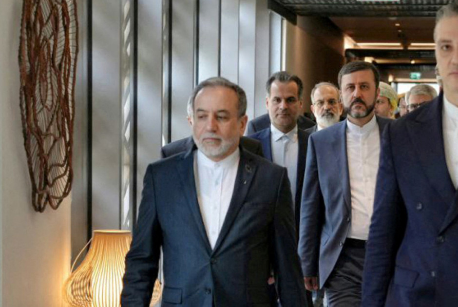 &Alpha;&nu;ά&lambda;&upsilon;&sigma;&eta;: &Omicron;&iota; &delta;&iota;&alpha;&pi;&rho;&alpha;&gamma;&mu;&alpha;&tau;&epsilon;ύ&sigma;&epsilon;&iota;&sigmaf; &Eta;&Pi;&Alpha; &mu;&epsilon; &tau;&omicron; &Iota;&rho;ά&nu; &xi;&epsilon;&kappa;ί&nu;&eta;&sigma;&alpha;&nu; &kappa;&alpha;&lambda;ά, &alpha;&lambda;&lambda;ά &delta;&epsilon;&nu; &mu;&pi;&omicron;&rho;&omicron;ύ&nu; &pi;&alpha;&rho;ά &nu;&alpha; &kappa;&alpha;&tau;&alpha;&rho;&rho;&epsilon;ύ&sigma;&omicron;&upsilon;&nu;