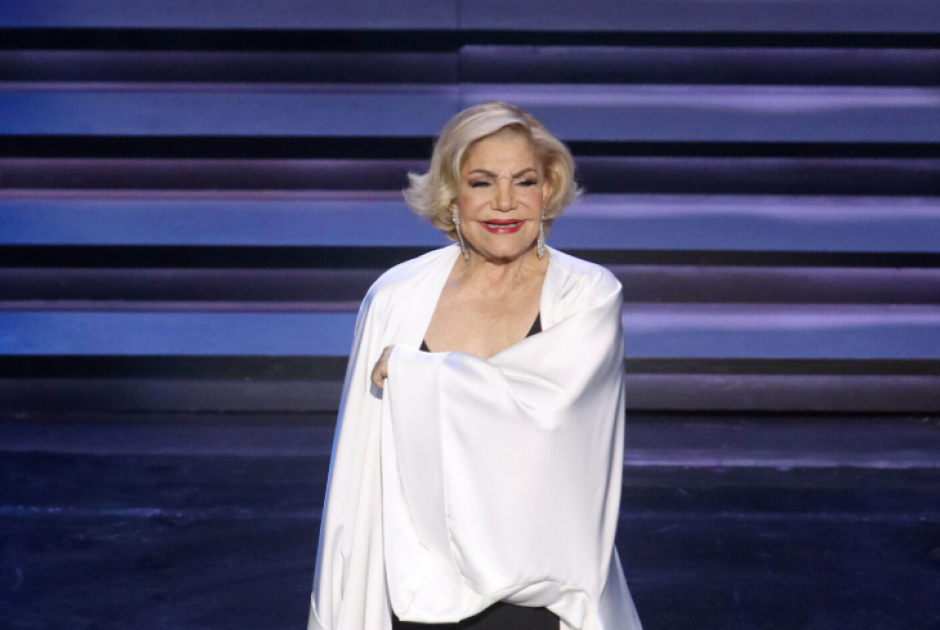 &Mu;&alpha;&rho;&iota;&nu;έ&lambda;&lambda;&alpha;: Έ&tau;&omicron;&iota;&mu;&eta; &eta; &beta;&iota;&omicron;&gamma;&rho;&alpha;&phi;ί&alpha; &tau;&eta;&sigmaf; &alpha;&pi;ό &tau;&omicron;&nu; &Gamma;&iota;ά&nu;&nu;&eta; &Xi;&alpha;&nu;&theta;&omicron;ύ&lambda;&eta;