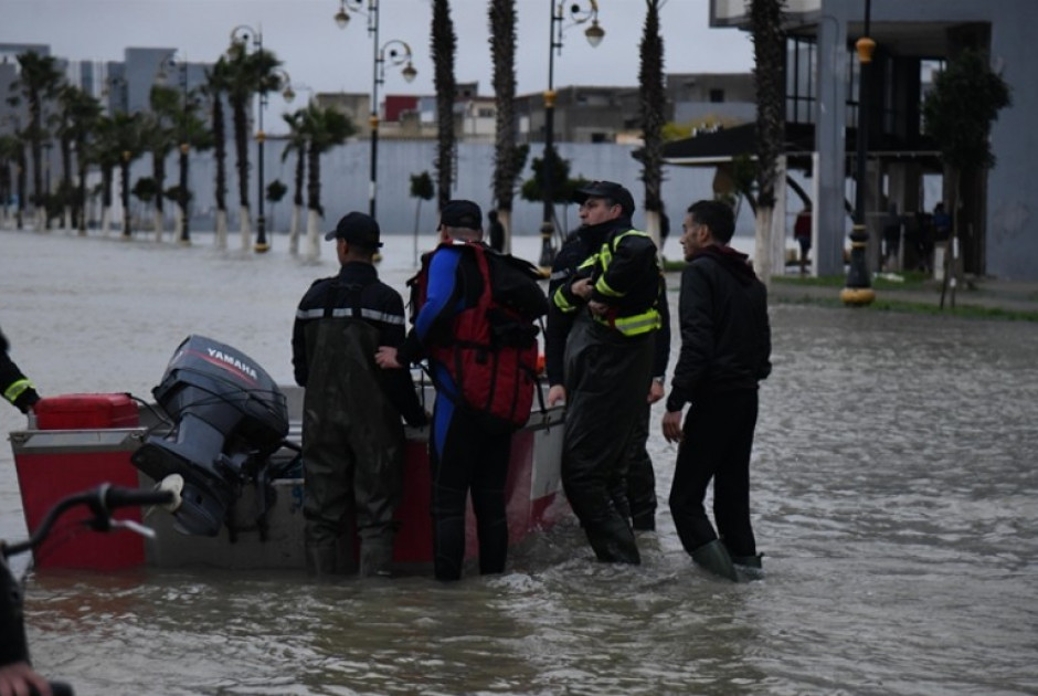 &Mu;&alpha;&rho;ό&kappa;&omicron; &sigma;&epsilon; &kappa;&alpha;&tau;ά&sigma;&tau;&alpha;&sigma;&eta; &sigma;&upsilon;&nu;&alpha;&gamma;&epsilon;&rho;&mu;&omicron;ύ &lambda;ό&gamma;&omega; &pi;&lambda;&eta;&mu;&mu;&upsilon;&rho;ώ&nu; - &Chi;&iota;&lambda;&iota;ά&delta;&epsilon;&sigmaf; ά&nu;&theta;&rho;&omega;&pi;&omicron;&iota; &alpha;&pi;&omicron;&mu;&alpha;&kappa;&rho;ύ&nu;&theta;&eta;&kappa;&alpha;&nu; &alpha;&pi;ό &tau;&alpha; &sigma;&pi;ί&tau;&iota;&alpha; &tau;&omicron;&upsilon;&sigmaf;