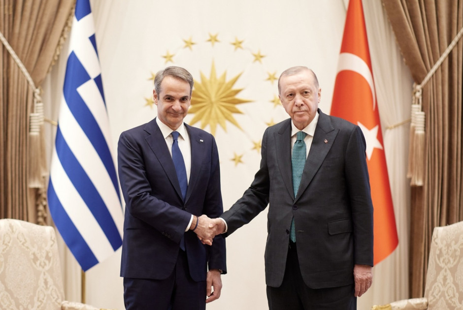 &Mu;&eta;&tau;&sigma;&omicron;&tau;ά&kappa;&eta;&sigmaf;: &Epsilon;&upsilon;&chi;ή&theta;&eta;&kappa;&epsilon; &sigma;&tau;&omicron;&nu; &Epsilon;&rho;&nu;&tau;&omicron;&gamma;ά&nu; &gamma;&iota;&alpha; &tau;&alpha; &gamma;&epsilon;&nu;έ&theta;&lambda;&iota;&alpha; &tau;&omicron;&upsilon;