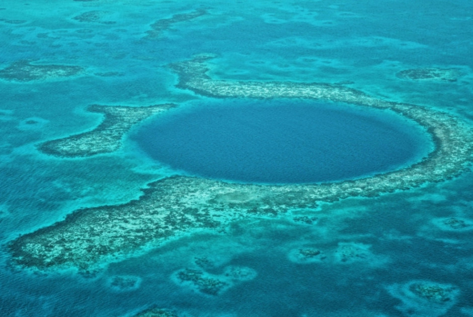 Βρέθηκε η βαθύτερη μπλε τρύπα των ωκεανών – Γιατί προβληματίζει τους ειδικούς