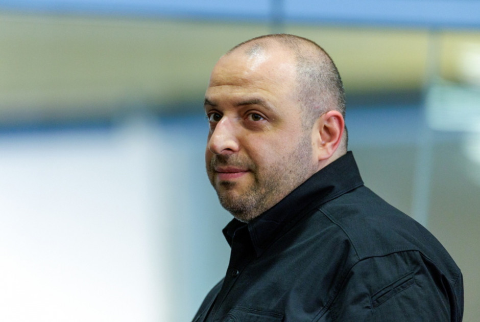 &Beta;&lambda;έ&pi;&epsilon;&iota; &Gamma;&omicron;&upsilon;ί&tau;&kappa;&omicron;&phi;-&Kappa;&omicron;ύ&sigma;&nu;&epsilon;&rho; &omicron; &epsilon;&pi;&iota;&kappa;&epsilon;&phi;&alpha;&lambda;ή&sigmaf; &delta;&iota;&alpha;&pi;&rho;&alpha;&gamma;&mu;&alpha;&tau;&epsilon;&upsilon;&tau;ή&sigmaf; &tau;&eta;&sigmaf; &Omicron;&upsilon;&kappa;&rho;&alpha;&nu;ί&alpha;&sigmaf;