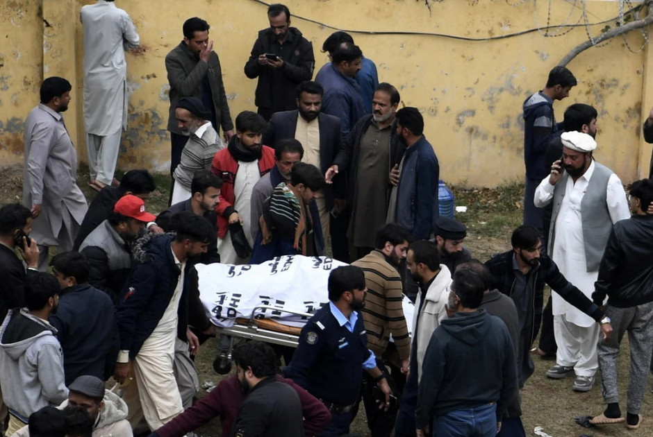 &Pi;&alpha;&kappa;&iota;&sigma;&tau;ά&nu;: &Tau;&omicron;&upsilon;&lambda;ά&chi;&iota;&sigma;&tau;&omicron;&nu; 31 &nu;&epsilon;&kappa;&rho;&omicron;ί &alpha;&pi;ό &beta;&omicron;&mu;&beta;&iota;&sigma;&tau;&iota;&kappa;ή &epsilon;&pi;ί&theta;&epsilon;&sigma;&eta; &alpha;&upsilon;&tau;&omicron;&kappa;&tau;&omicron;&nu;ί&alpha;&sigmaf; &sigma;&epsilon; &tau;έ&mu;&epsilon;&nu;&omicron;&sigmaf;