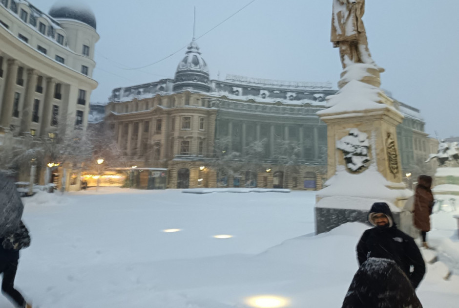 &Chi;ά&omicron;&sigmaf; &sigma;&tau;&eta; &Rho;&omicron;&upsilon;&mu;&alpha;&nu;ί&alpha;: &Delta;&rho;ό&mu;&omicron;&iota; &kappa;&lambda;&epsilon;&iota;&sigma;&tau;&omicron;ί &kappa;&alpha;&iota; &alpha;&epsilon;&rho;&omicron;&pi;&lambda;ά&nu;&alpha; &kappa;&alpha;&theta;&eta;&lambda;&omega;&mu;έ&nu;&alpha; &lambda;ό&gamma;&omega; &kappa;&alpha;&kappa;&omicron;&kappa;&alpha;&iota;&rho;ί&alpha;&sigmaf;