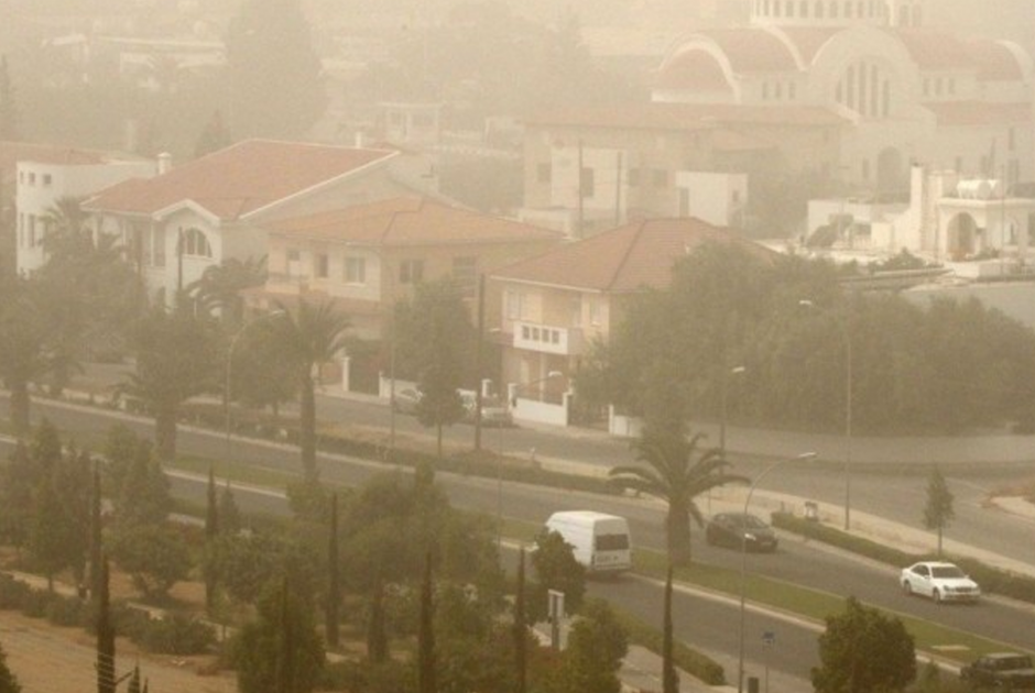 Η σκόνη επιστρέφει... και φέρνει μαζί της βροχές και καταιγίδες