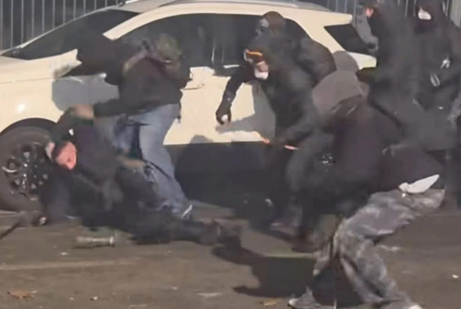 &Tau;&omicron;&rho;ί&nu;&omicron;: &Delta;&iota;&alpha;&delta;&eta;&lambda;&omega;&tau;έ&sigmaf; &chi;&tau;&upsilon;&pi;&omicron;ύ&nu; &alpha;&nu;&epsilon;&lambda;έ&eta;&tau;&alpha; &alpha;&sigma;&tau;&upsilon;&nu;&omicron;&mu;&iota;&kappa;ό &mu;&epsilon; &kappa;&lambda;&omega;&tau;&sigma;&iota;έ&sigmaf; &kappa;&alpha;&iota; &sigma;&phi;&upsilon;&rho;ί (&Beta;&Iota;&Nu;&Tau;&Epsilon;&Omicron;)