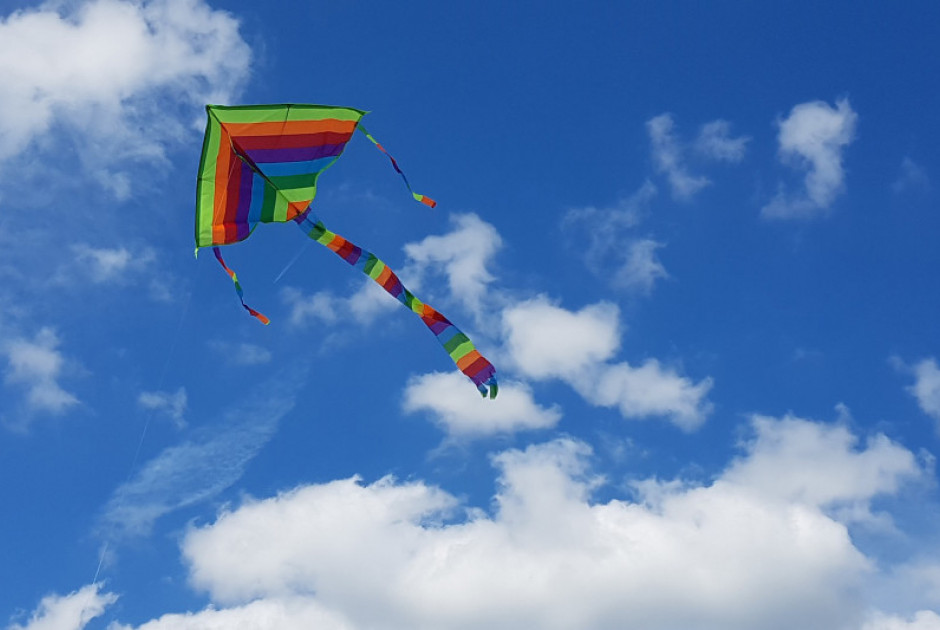 Κυριακή της Απόκρεω στην Κύπρο: Γλέντια, μεταμφιέσεις και παραδοσιακά εδέσματα πριν την Καθαρά Δευτέρα