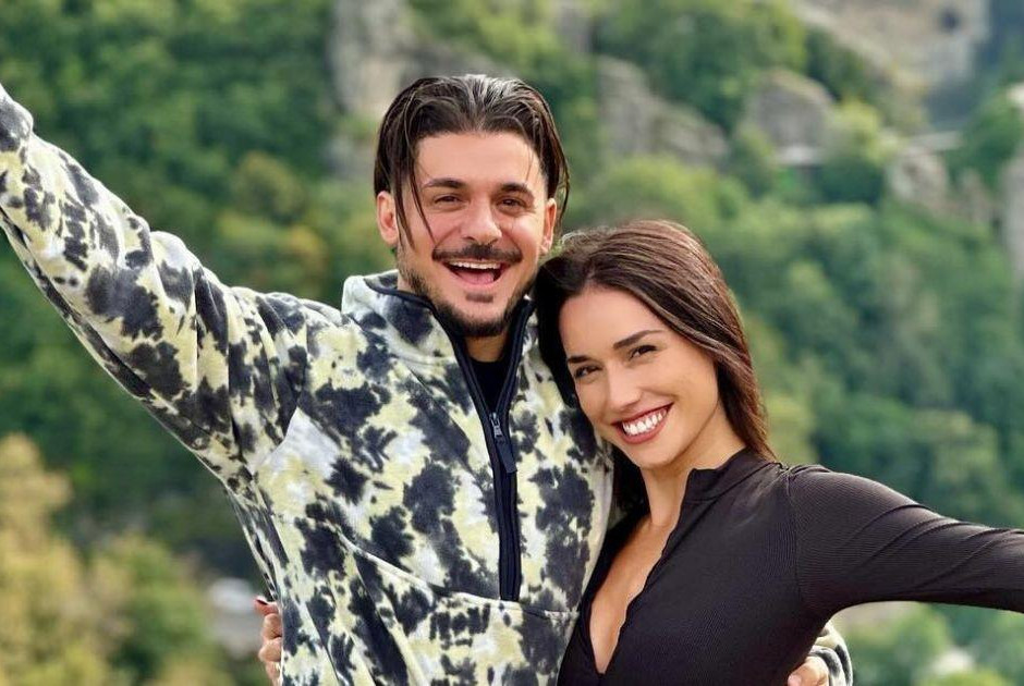 Stan: &Eta; &tau;&rho;&upsilon;&phi;&epsilon;&rho;ή &epsilon;&xi;&omicron;&mu;&omicron;&lambda;ό&gamma;&eta;&sigma;&eta; &gamma;&iota;&alpha; &tau;&eta; &sigma;ύ&zeta;&upsilon;&gamma;ό &tau;&omicron;&upsilon;